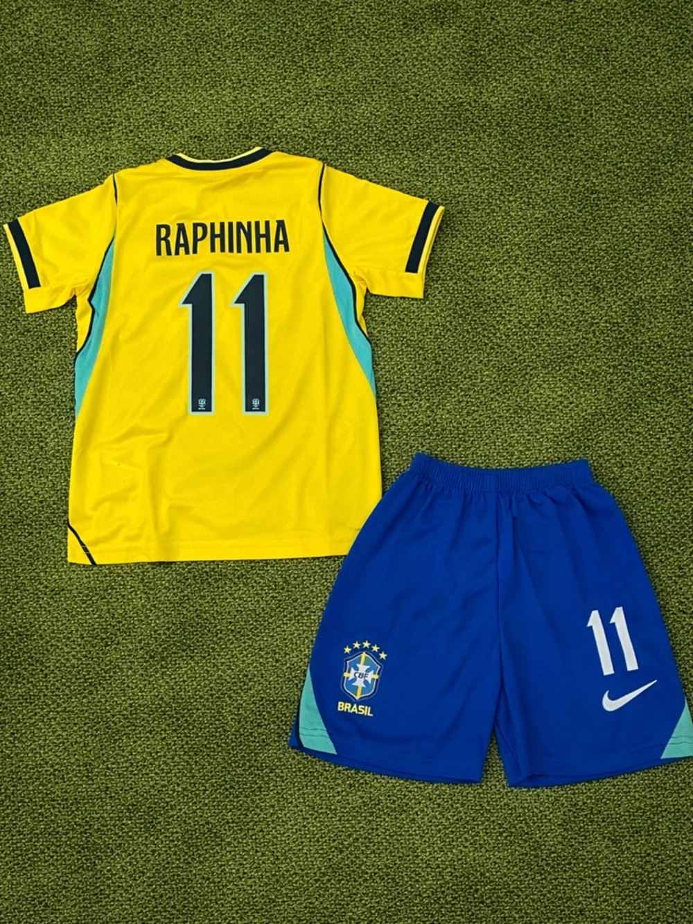 🔥 Brazil Kids Soccer Set – Raphinha #11 – Jersey & Short🔥